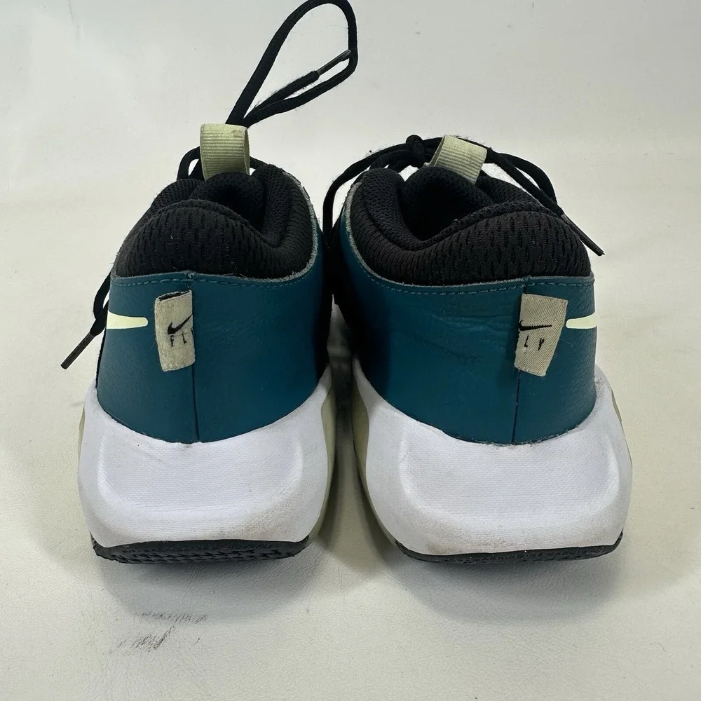 Nike boys air